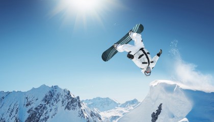 开云体育网址-世界青少年篮球锦标赛欢迎中国队参赛，展现新一代球员实力，世界青少年篮球比赛